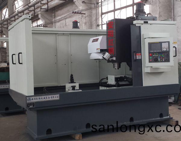 前(qian)轴锁销(xiao)孔专用(yong)加(jia)工(gong)